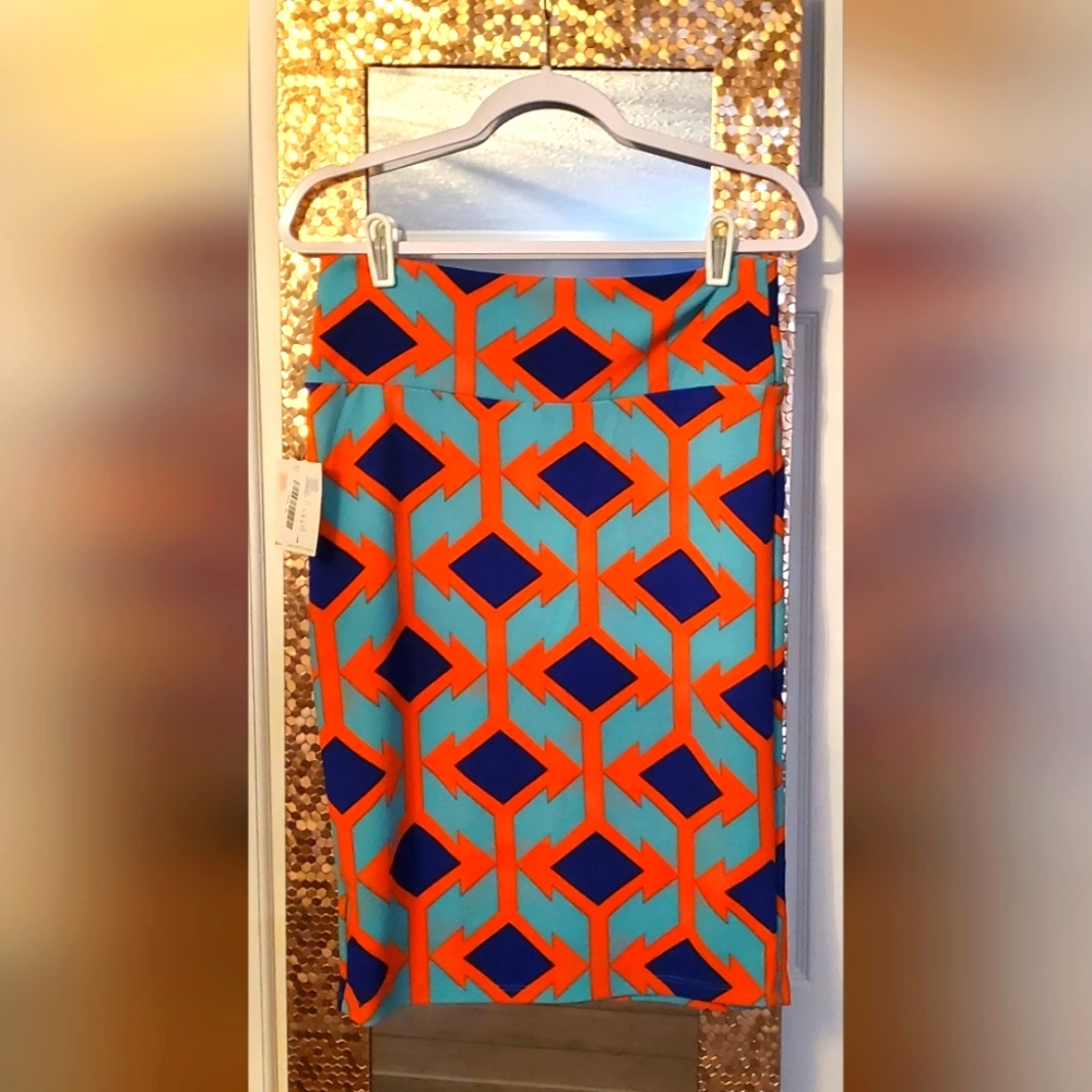Lularoe Geometric Print Cassie Skirt